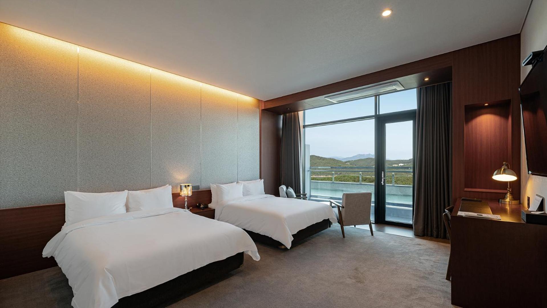Hotel Jcs Yeosu Exterior foto