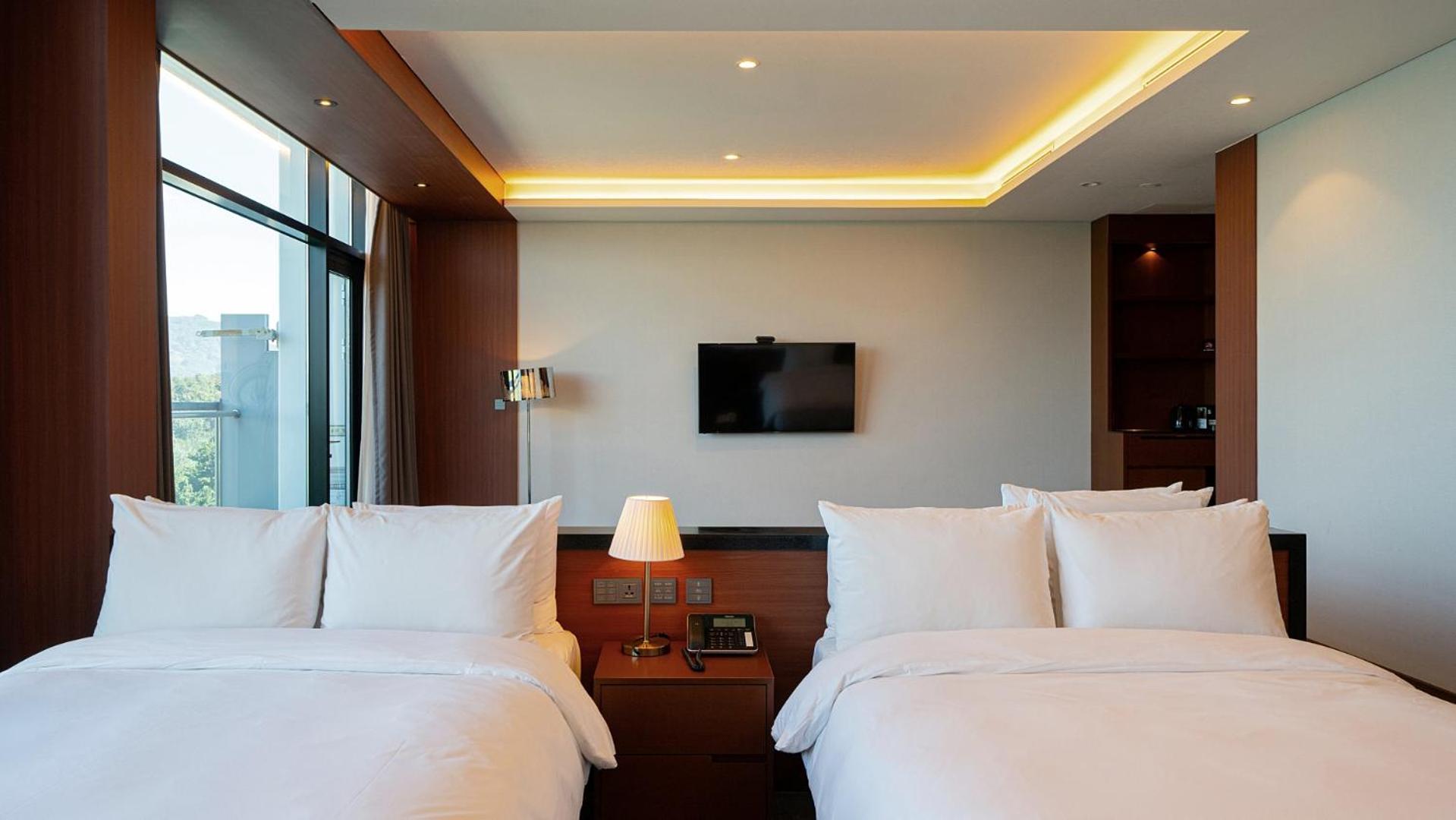 Hotel Jcs Yeosu Exterior foto